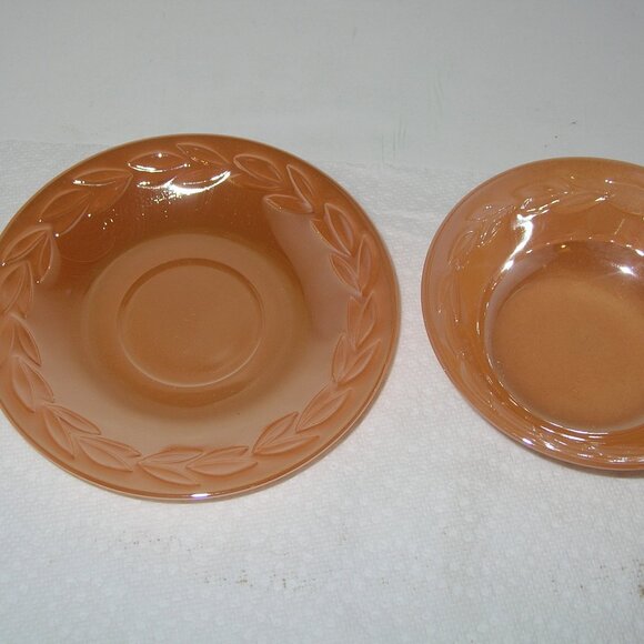 Vintage Fire King Peach Luster Laurel Leaf BOWL & PLATE Oven Ware USA  I - Picture 3 of 5